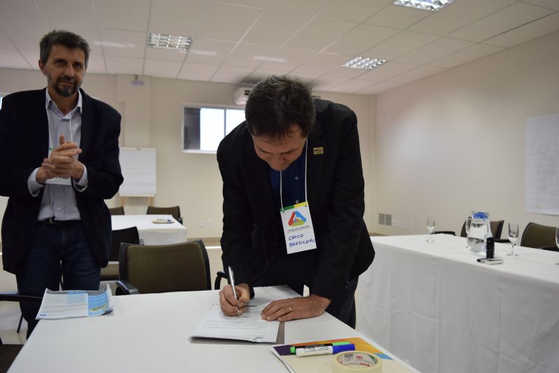 Firma del Prefecto de Foz